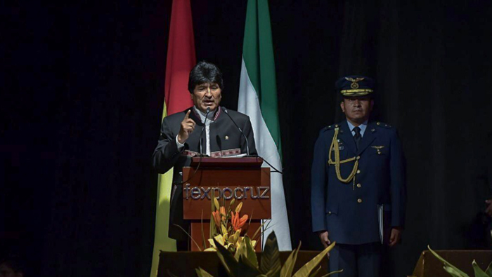 Morales criticó que durante años el FMI dictara el destino económico de Bolivia y de otros países.