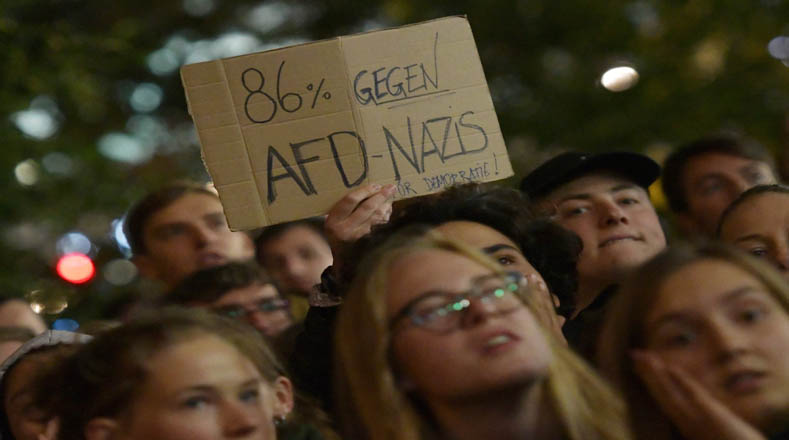 "Habrá que mostrar que no aceptamos  que un partido así se siente en el  Bundestag", declaró un manifestante.