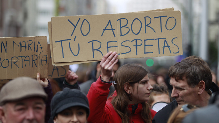 Los relatores especiales pidieron que se reconozca el 28 de septiembre como día oficial de Naciones Unidas para el aborto seguro.