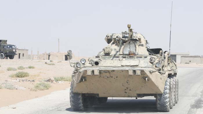 Vehículo militar ruso cerca de la zona siria de Deir Ezzor.