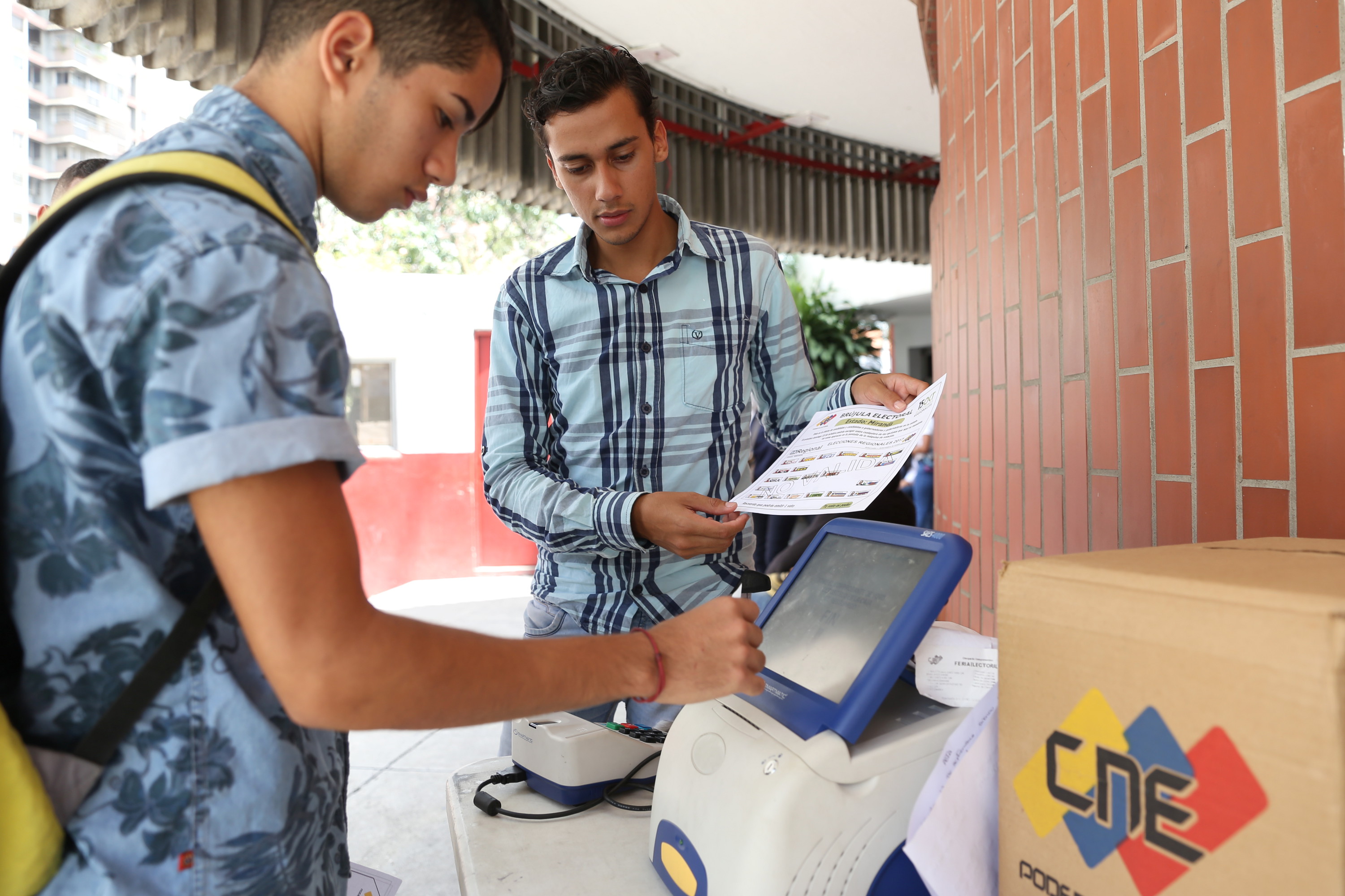 En distintos puntos de Venezuela se ha realizado la Feria Electoral para que los ciudadanos se familiaricen con el proceso.