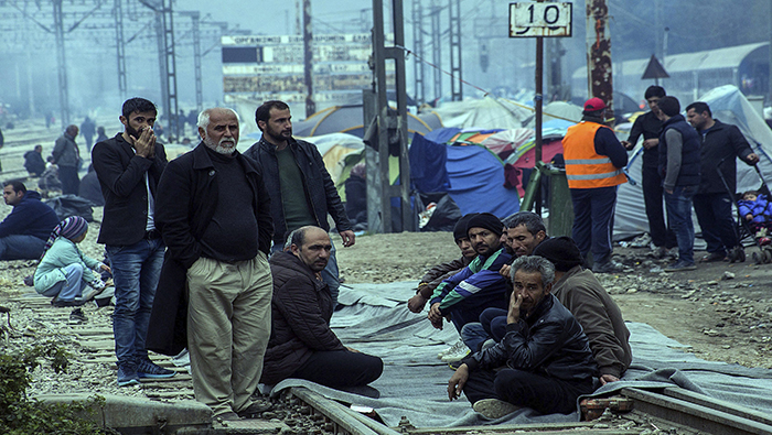 Hay miles de personas que se encuentran refugiadas en Grecia en condiciones deplorables, debido a que países de la UE no quieren recibir a aquellos expatriados.