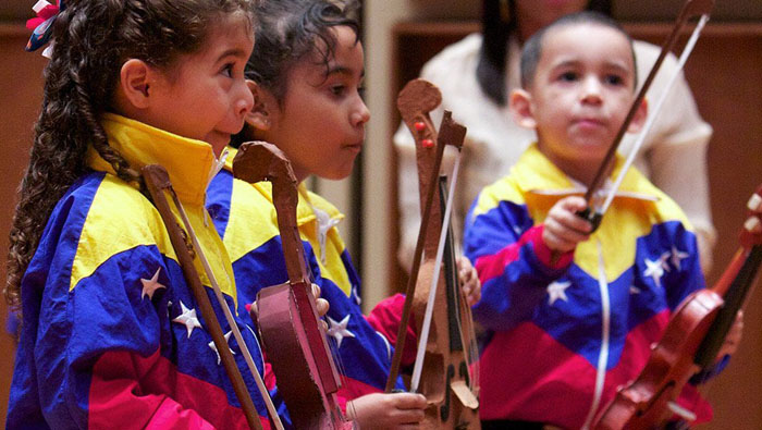 El Gobierno de Venezuela propuso llegar al millón de niños integrantes del Sistema de Orquestas.