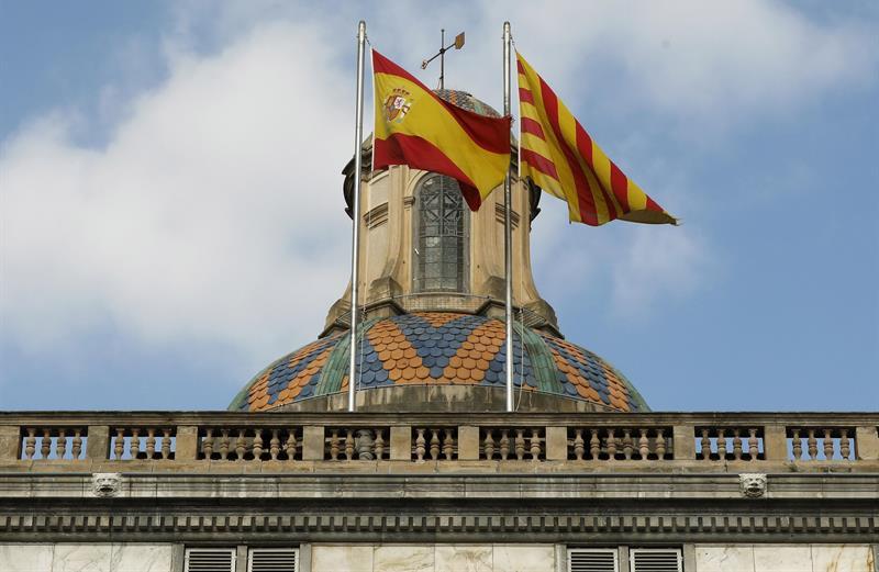 Para Carles Puigdemont, presidente de Cataluña depuesto, las elecciones del 21 de diciembre son un reto democrático que los soberanistas aceptan.