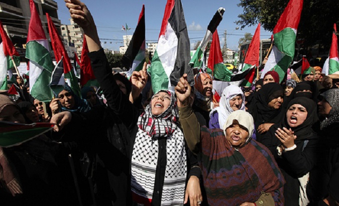 Palestinians protests Israeli occupation.