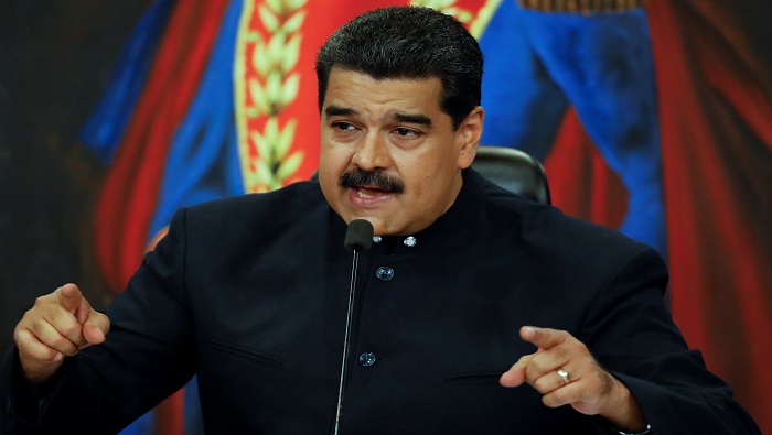El presidente venezolano rechazó el anuncio de la UE sobre la imposición de sanciones militares contra dirigentes del país suramericano. 