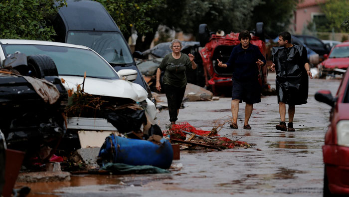 La mayor parte de las víctimas fueron halladas en la localidad de Mandra, la más afectada de todas y situada a unos veinte kilómetros de Atenas.