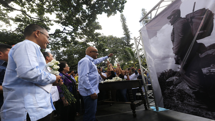 El ministro para la Cultura (i) participó en el acto en la Plaza Bolívar.
