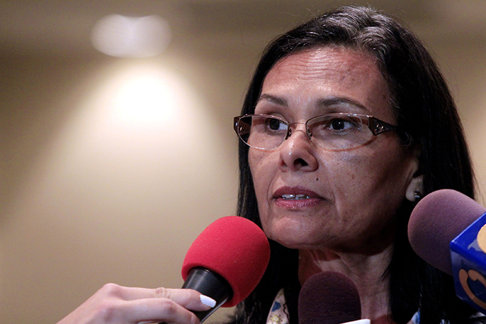 La rectora principal del Consejo Nacional Electoral (CNE) informó que se tuvieron que reubicar los centros electorales por los actos de violencia perpetuados por la derecha venezolana.