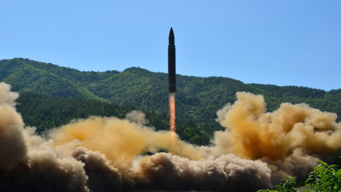 Pero los expertos afirman que Pyongyang está cerca de su objetivo, tras haber realizado seis ensayos desde 2006 y lanzar distintos tipos de misiles.