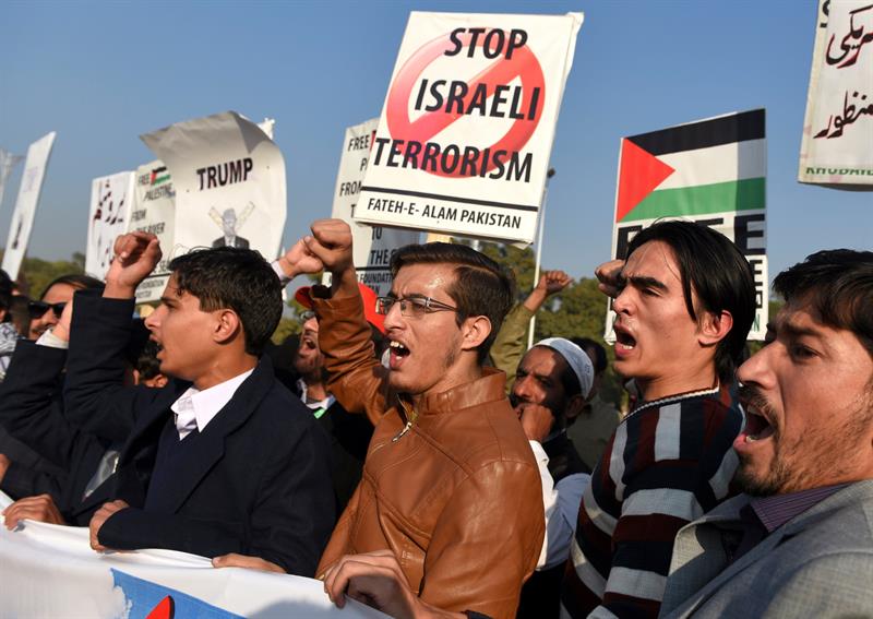 Los palestinos han protestado luego del anuncio del mandatario estadounidense.
