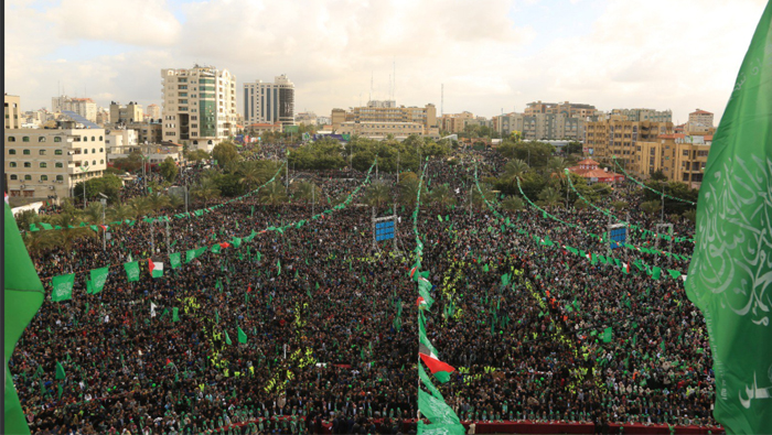 Fotografías del fundador de Hamas y del mandatario turco han acompañado a los palestinos en el acto conmemorativo.