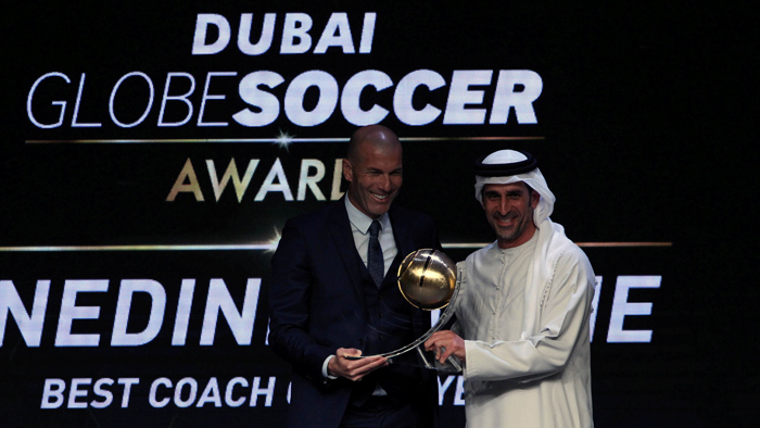 Zidane recibió por primera vez el premio Globe Soccer Awards al Mejor Entrenador de fútbol. 