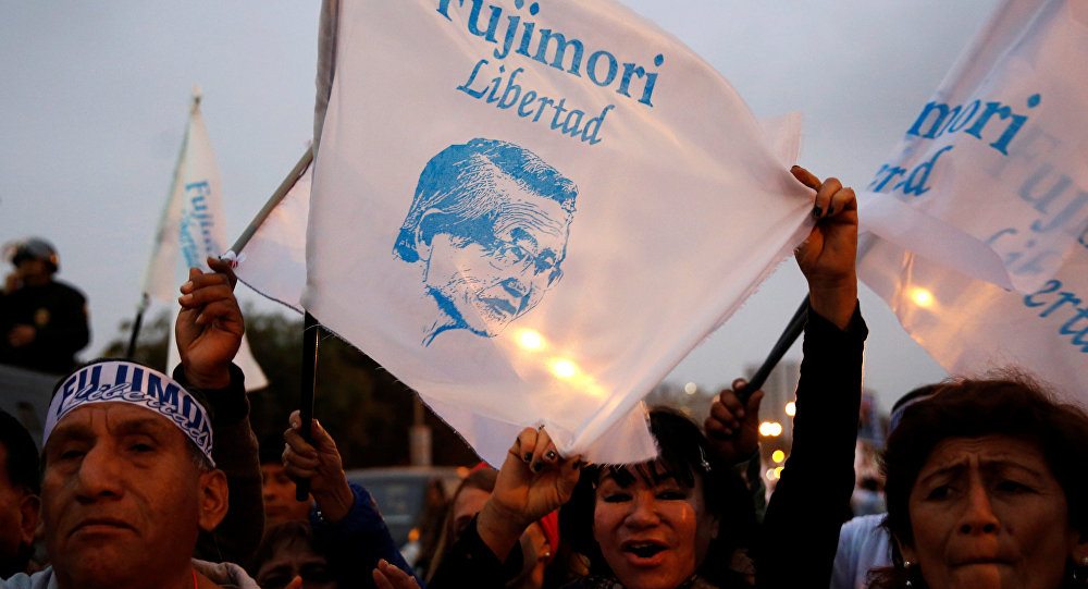 Peruanos celebran la medida a favor de Alberto Fujimori