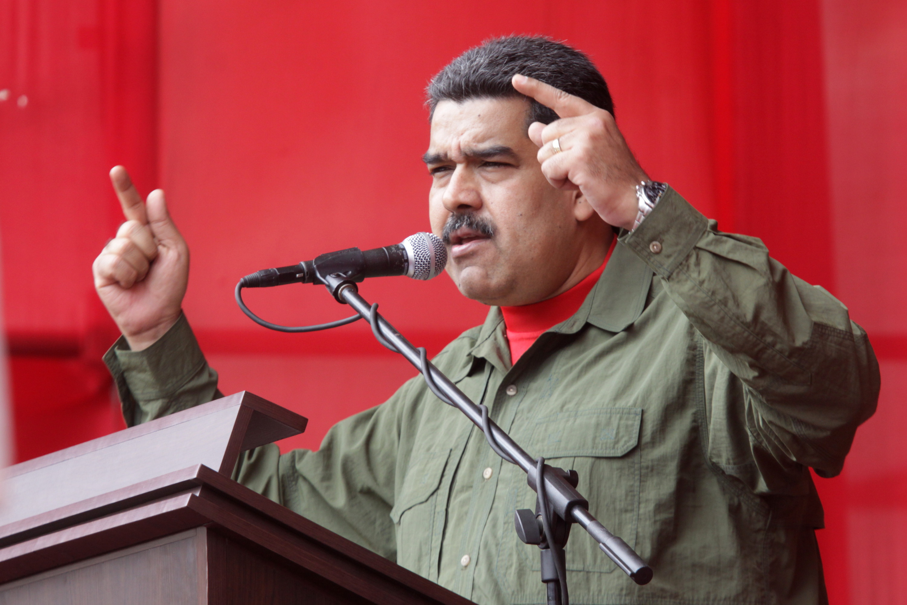 En 1999 el presidente Hugo Chávez creo el Comando Patriótico Constituyente.