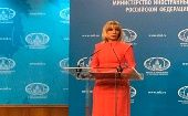 Zajárova señaló que Grupos políticos EE.UU. continúan deteriorando las relaciones diplomáticas con Rusia.