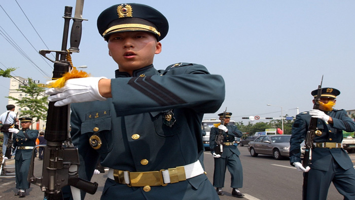 El desfile obedecerá estrictamente a la fundación del ejército surcoreano.