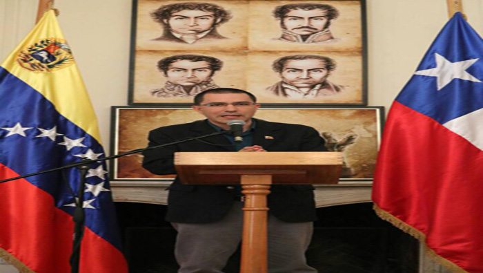 Desde Chile, Jorge Arreaza repudió las sanciones a los funcionarios venezolanos.