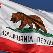 Nueva California proclama su independencia y su desmexicanización