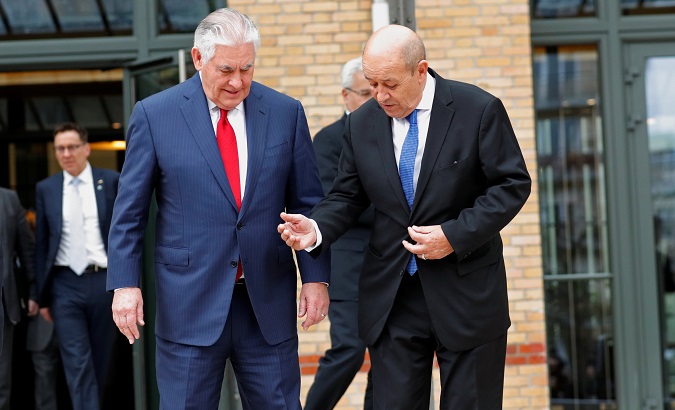 French Foreign Affairs Minister Jean-Yves Le Drian (R) and US Secretary of State Rex Tillerson at a Paris meeting.