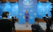  "Consideramos inadmisibles los intentos de injerir desde fuera en los asuntos internos de Venezuela", dijo la portavoz rusa María Zajárova.