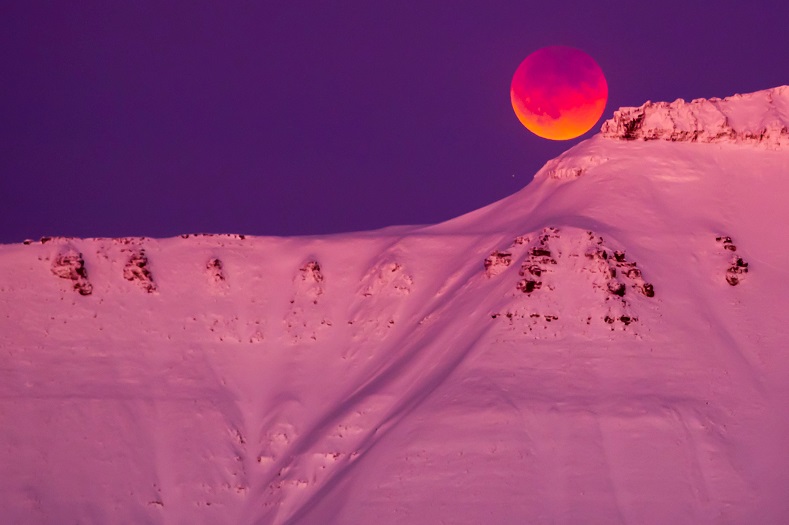  super blue blood moon is seen from Longyearbyen, Svalbard, Norway.