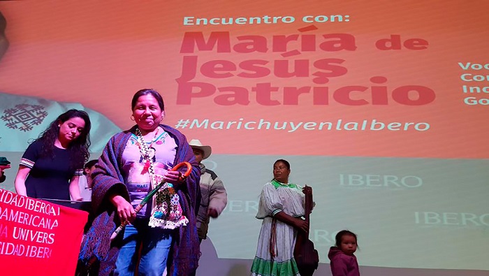 Marichuy fue recibida por cientos de estudiantes en varias universidades mexicanas.