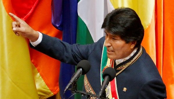 An emergency meeting must be called by Unasur to reinforce the sovereignty of Venezuela's people, said Bolivian President Evo Morales.