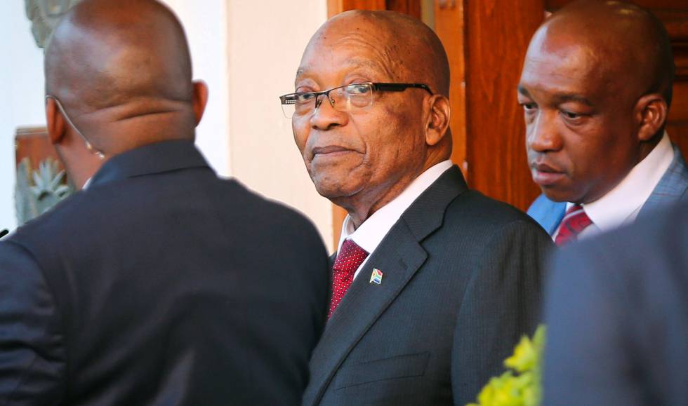 Zuma, de 75 años, ejerce la presidencia de la República desde 2009 y según reglamento, su segundo mandato debería concluir en 2019.