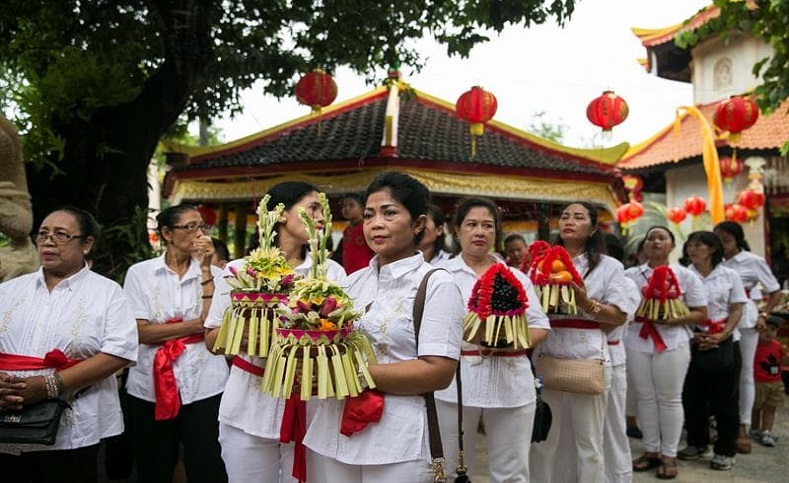 En Indonesia también se unen a la celebración del Nuevo Año Lunar Chino, que coincide con el inicio formal de la primavera. 