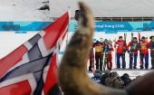 Didrik Toenseth, Martin Johnsrud Sundby, Simen Hegstad Krueger y Johannes Hoesflot Klaebo consiguieron el primer lugar en el relevo masculino de esquí de fondo.