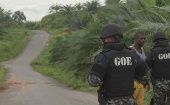 Los militares ecuatorianos no pueden ingresar a territorio colombiano, pero se mantienen vigilando la frontera.