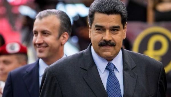  President Nicolás Maduro leads launch of Petro's presale and initial offer.