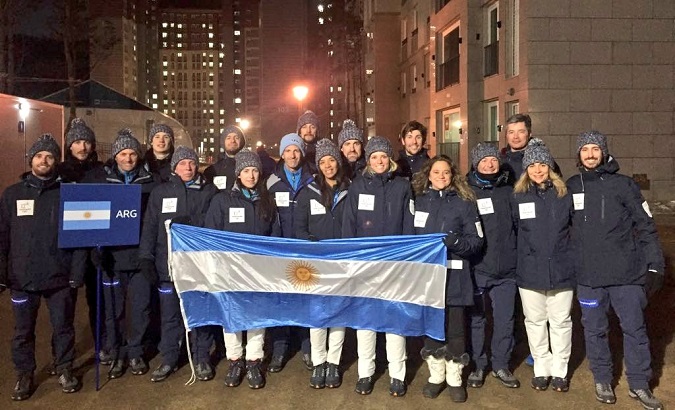 Thirty-four Latin American and Caribbean athletes arrived in Pyeongchang, South Korea for the 2018 Olympic Games. Above, the Argentine team poses for a photo.