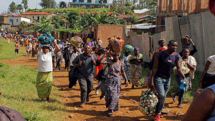 La agencia de la ONU estima que cinco millones de congoleños son desplazados, 675 en territorios cercanos y 4,3 millones dentro del país.