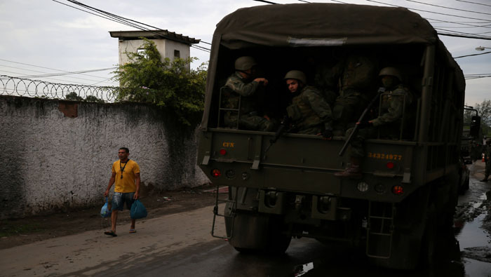La intervención de la seguridad en Río de Janeiro ha generado diversas opiniones entre la población que allí reside.
