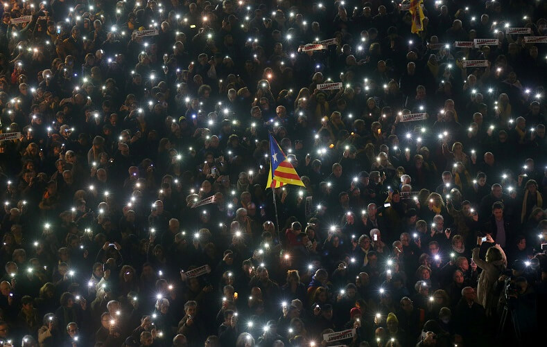 Pro-independence figures detained include Oriol Junqueras, former Vice President of the Government of Catalonia, Jordi Sanchez, member of the National Catalan Assembly, and Òmnium Cultural member Jordi Cuixart, were imprisoned.