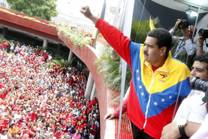 Nicolás Maduro llamó a la oposición a participar en los comicios de abril
