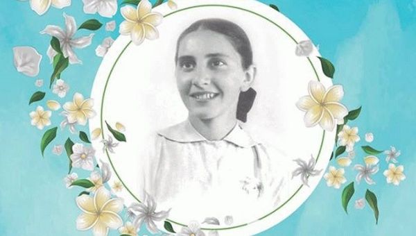 In 1955 at the age of 30, Chiquitunga decided to enter the contemplative life of the Order of the Barefoot Carmelites, taking the name of Maria Felicia of Jesus Sacramentado.