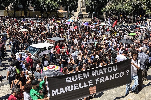 Your blood on the floor will not go unpunished! Thousands of people are now in square square in Rio de Janeiro to protest against violence and war that kills black and poor people every day and also their leadership. Justice for the death of Marielle Franco and Anderson Gomes. #Mariellepresente
