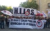 Marchan contra beneficio a represor de la ESMA en Argentina
