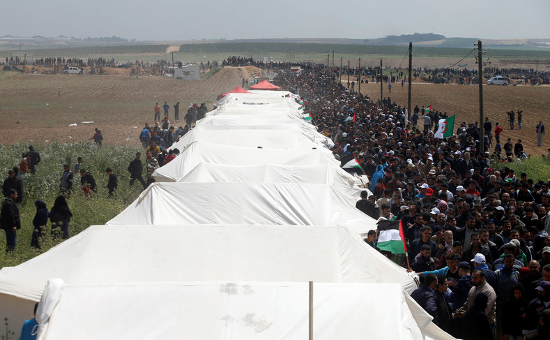 An estimated 17,000 protesters set up tents along the border, for a six-day planned demonstration.