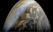 La sonda espacial que captó la imagen, Juno, fue enviada a Júpiter en 2011 y tardó cinco años en llegar.