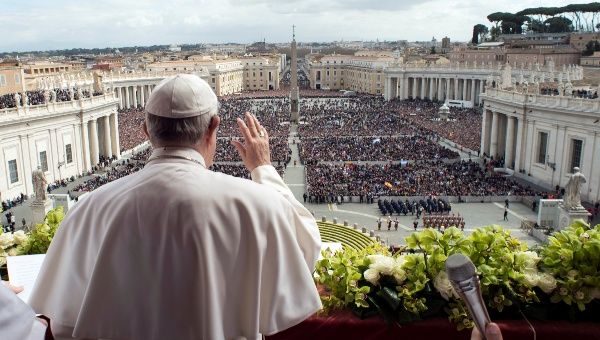 Pope Francis appears before delivering his Easter message in the Urbi et Orbi (to the City and the World) address from the balcony overlooking St. Peter's Square at the Vatican April 1, 2018. 