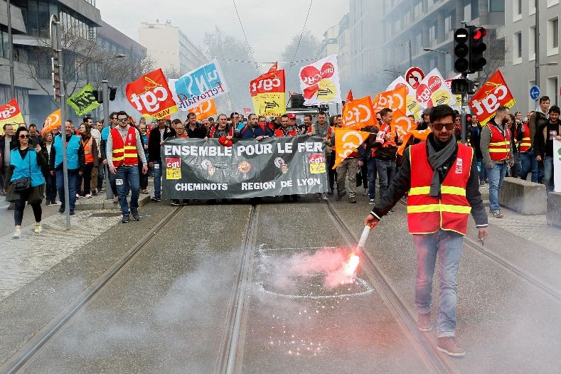 Railway Workers Bring France to Halt in 'Black Tuesday' Strike