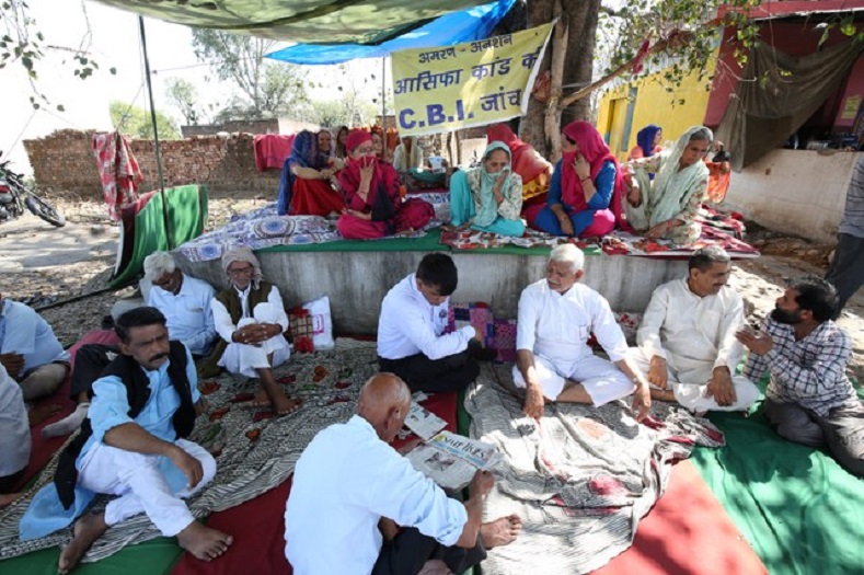 Villagers sit on a hunger strike demanding a Central Bureau of Investigation (CBI) probe into the rape and murder of an eight-year-old girl in Kathua district, south of Jammu, April 12, 2018.