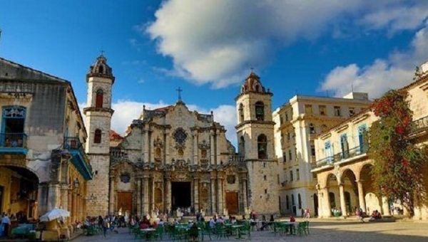 The cultural event honors the era surrounding the founding of the ancient city of San Cristobal de La Habana.