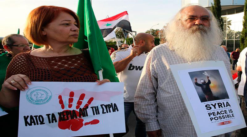 Frente a la embajada de EE.UU. en Nicosia, Chipre, también se registraron protestas.