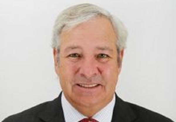 Chilean house member Ignacio Urrutia lauded President Sebastian Piñera's decree to remove a bill that could have awarded US$153 million to the dictator's victims.
