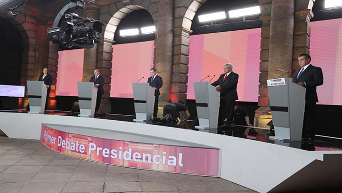 Los candidatos participaron en el primero de un total de tres debates antes de los comicios del 1° de julio.